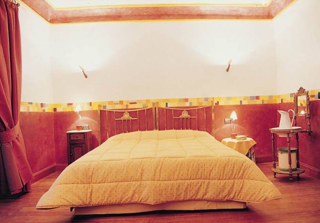 Espaciosas habitaciones en Posada Real Casa del Abad. El entorno más romántico con nuestra oferta en Palencia